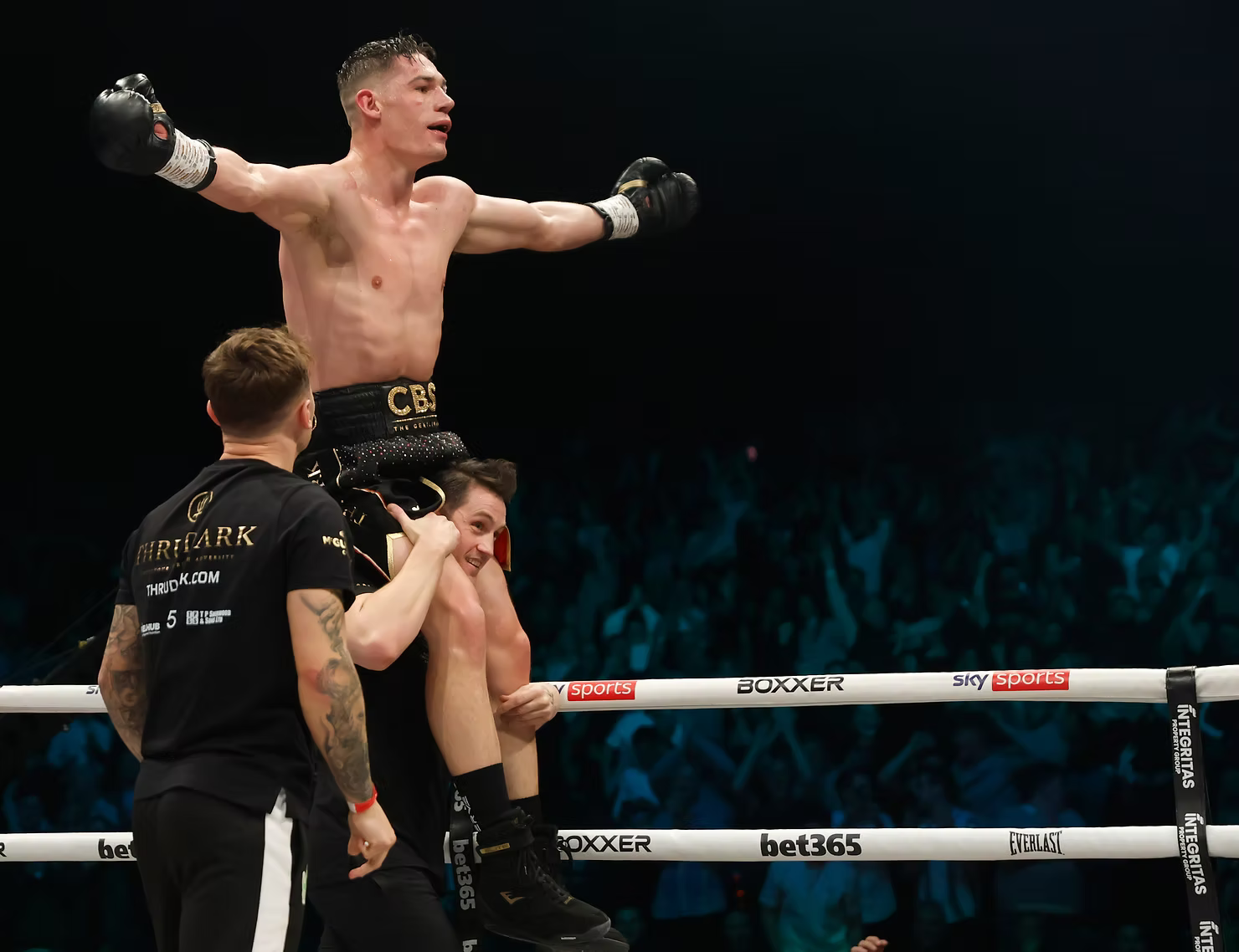 Behind the Gloves: The Human Side of Chris Billam-Smith's Journey to Becoming World Champion